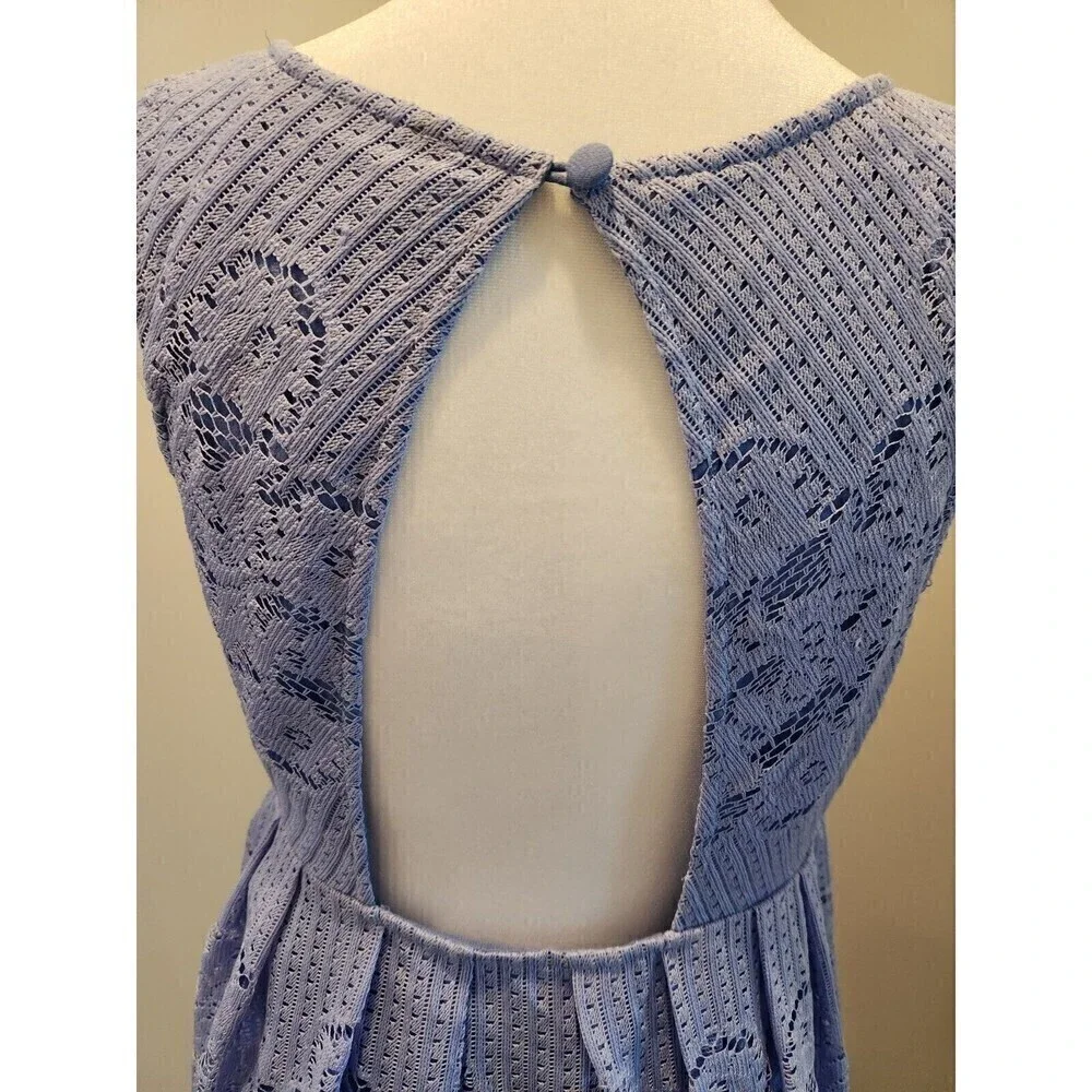 Free People Crocheted Mini Dress Sz S Perriwinkle cut out back lined - Picture 5 of 6